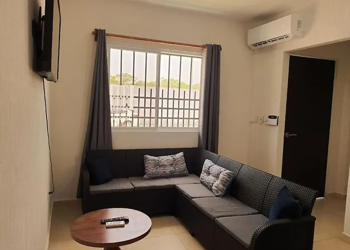 Holiday home Casa Triplexa: Spacious 3-bedroom With Pool *